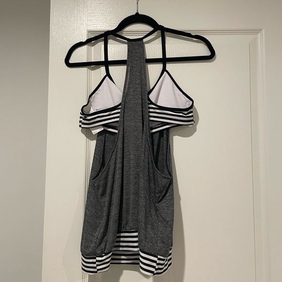 Nike Tank Top NWOT - Picture 2 of 2